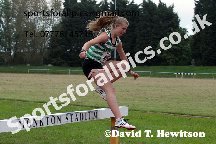1500 metres steeplechase, 2021 North East Grand Prix No. 3, Monkton, Wednesday, june 2nd. Photo: David T. Hewitson/Sports for All Pics